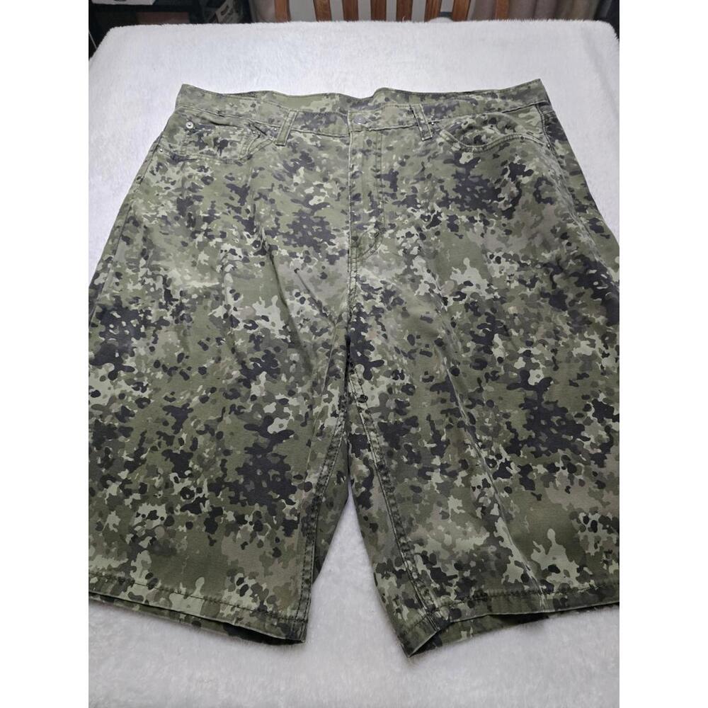 Levis 469 Loose Shorts Jeans Mens Camo Camouflage MSRP $49.50 Size 38